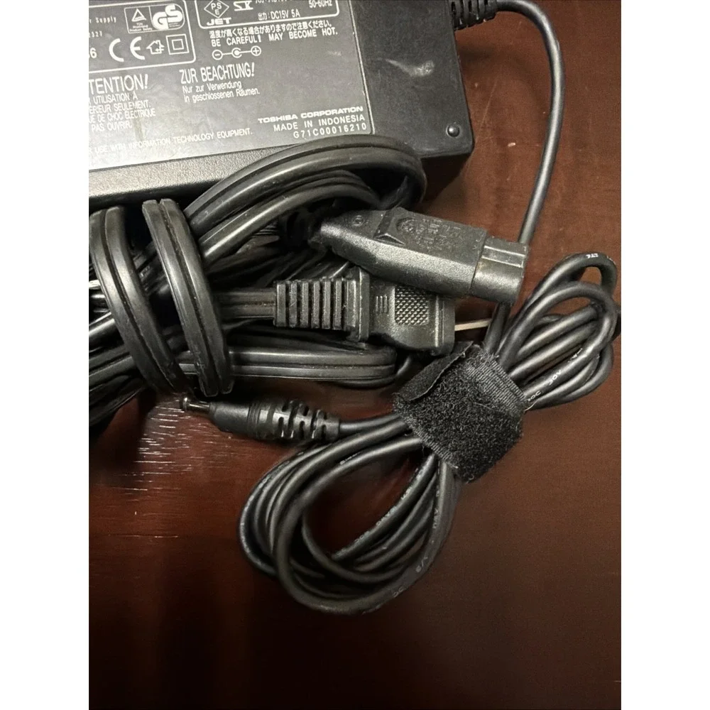 Toshiba AC Adapter Model PA3215U-1ACA Laptop Power Supply 15V 5A Black